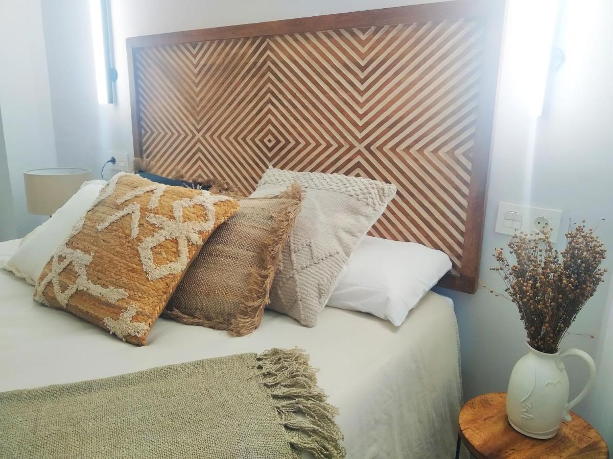 Apartament Megano, A Estrenar En La Ruta Vinos. Junto A Estanciones.